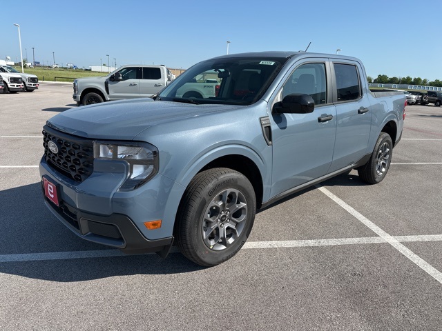 2025 Ford Maverick XLT photo 3