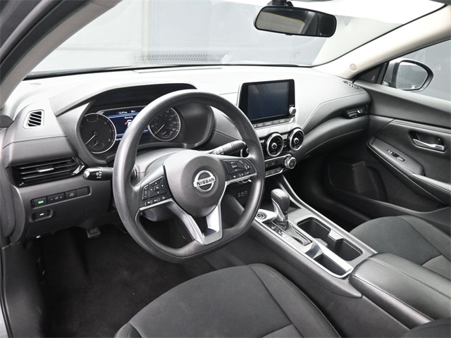 2023 Nissan Sentra SV photo 13