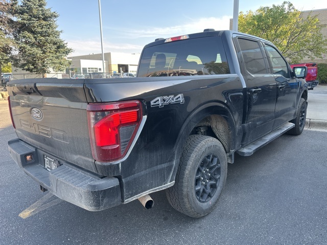 2024 Ford F-150 XLT photo 2