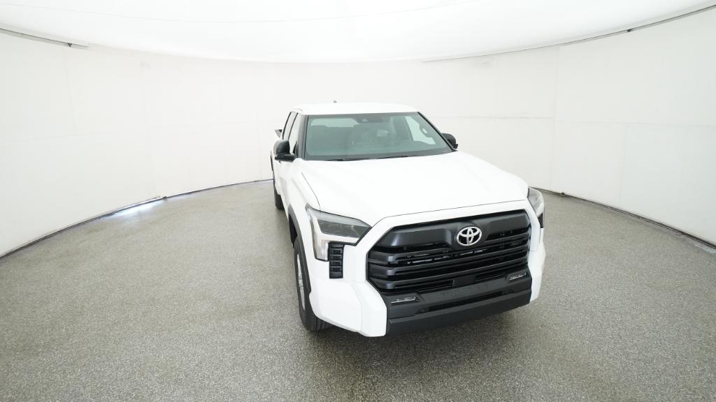 2026 Toyota Tundra SR5 CrewMax photo 30