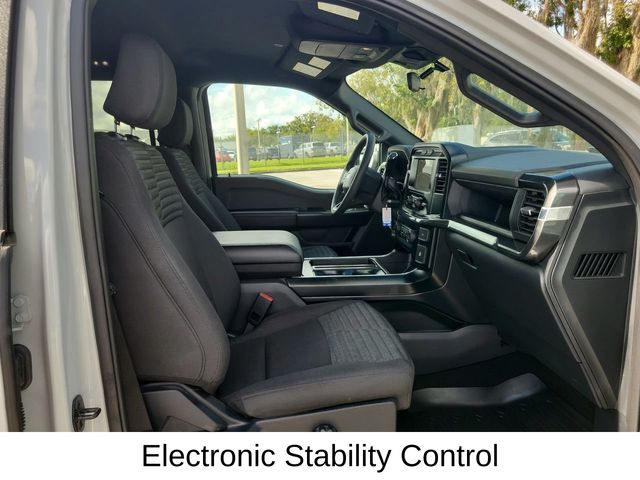 2023 Ford F-150 XL photo 2