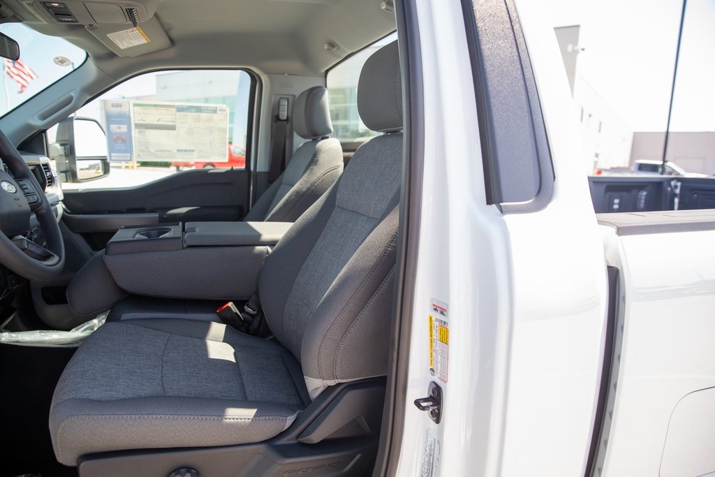 2025 Ford F-350 XL photo 21