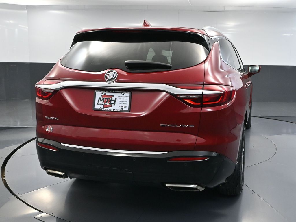 2018 Buick Enclave Essence photo 4