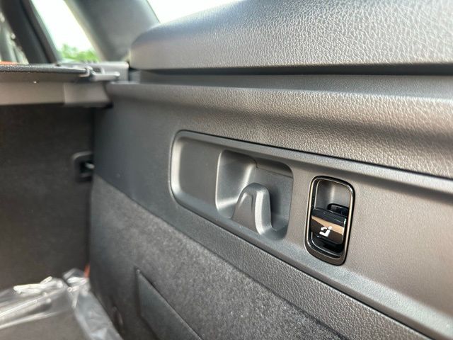 2025 Mercedes Benz GLC 350e 4MATIC photo 32