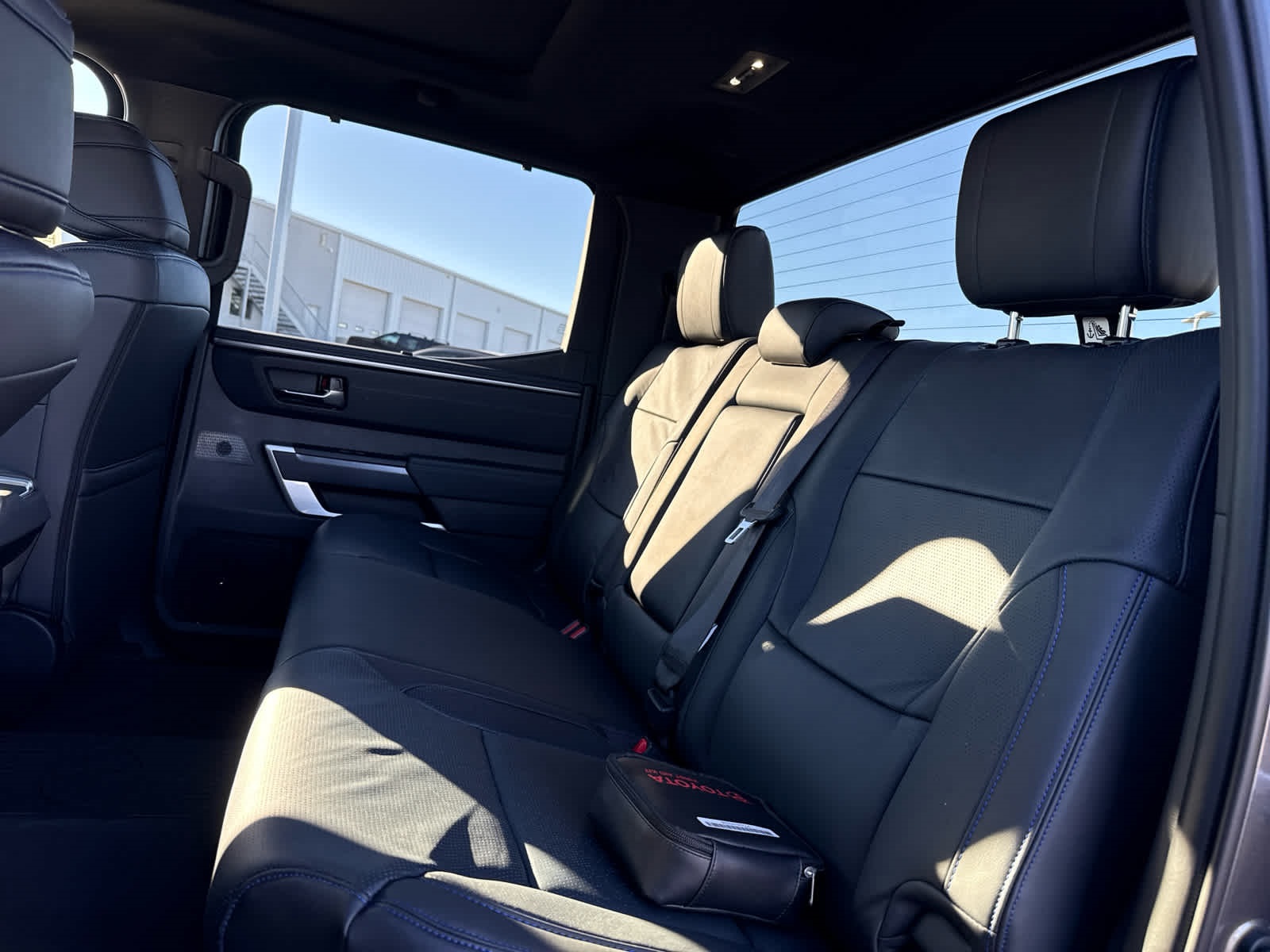 2025 Toyota Tundra Platinum CrewMax photo 29