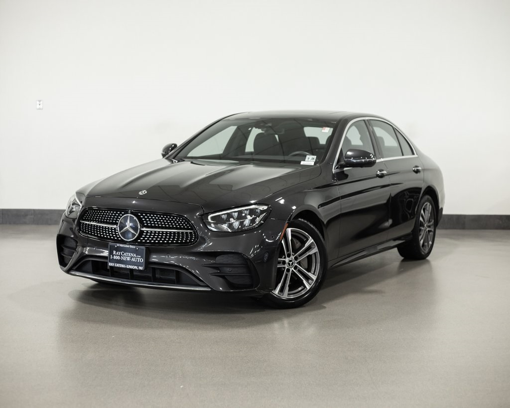 2023 Mercedes-Benz E-Class E350's photo