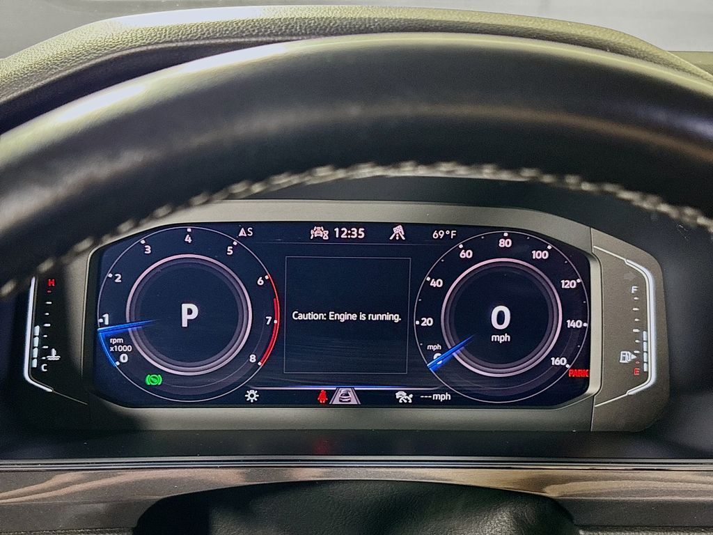 2021 Volkswagen Tiguan SEL Premium R-Line photo 13