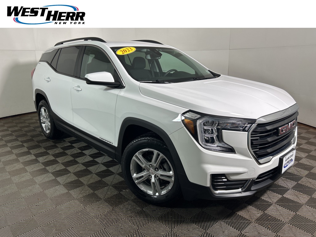 2023 GMC Terrain SLE's photo