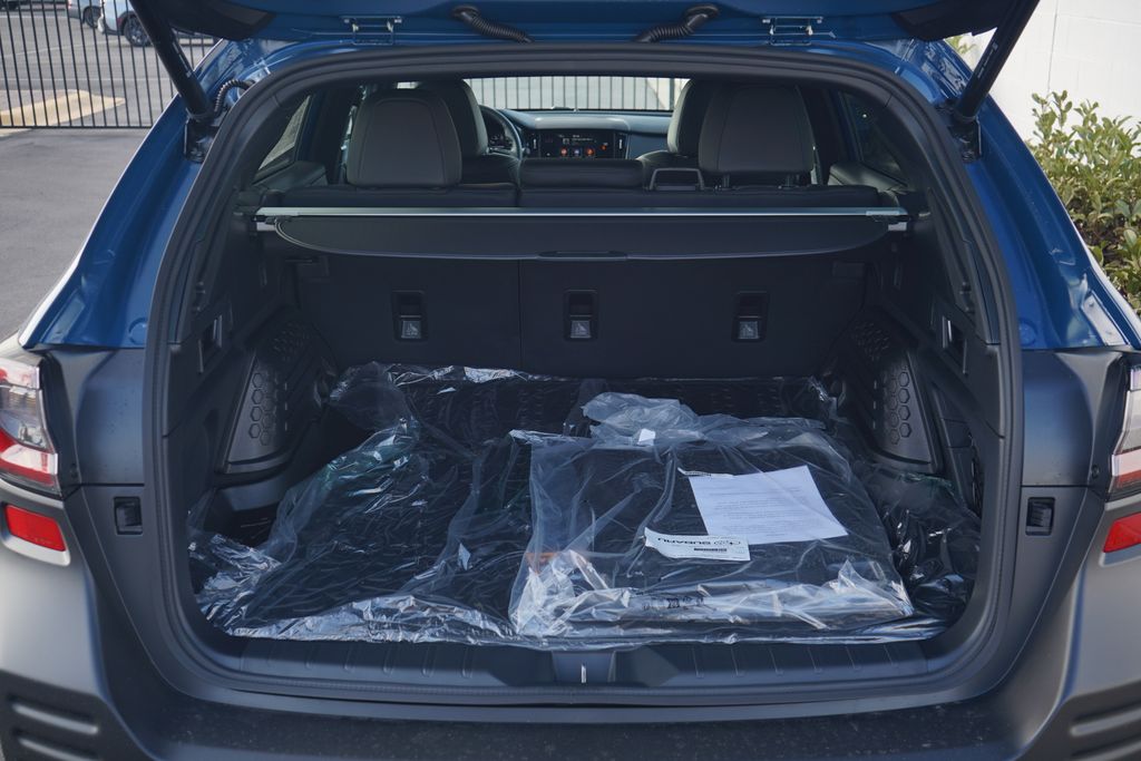 2025 Subaru Outback Wilderness photo 10