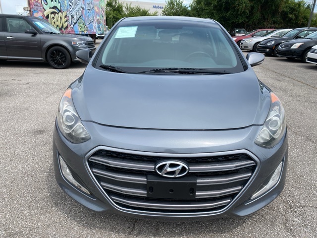 2016 Hyundai Elantra GT Base photo 2
