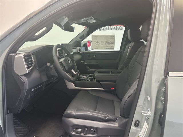 2025 Toyota Tundra Limited photo 12