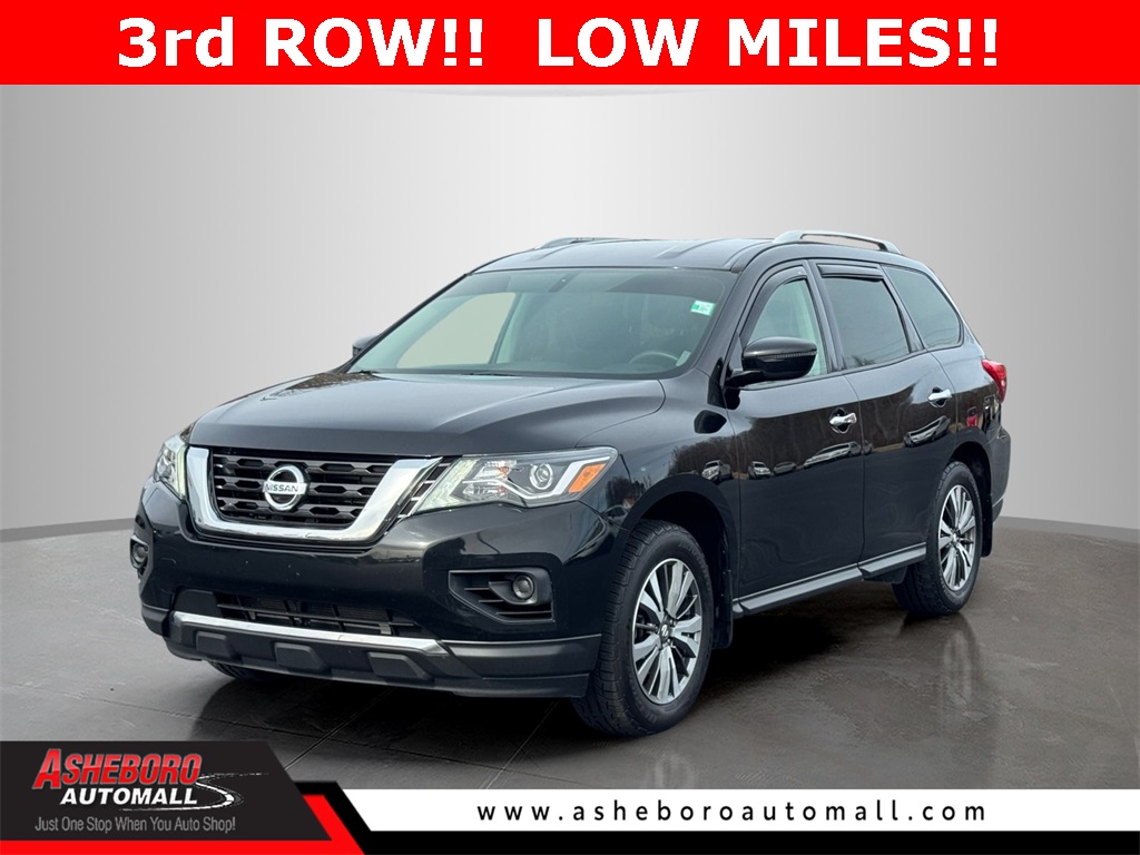 2019 Nissan Pathfinder S