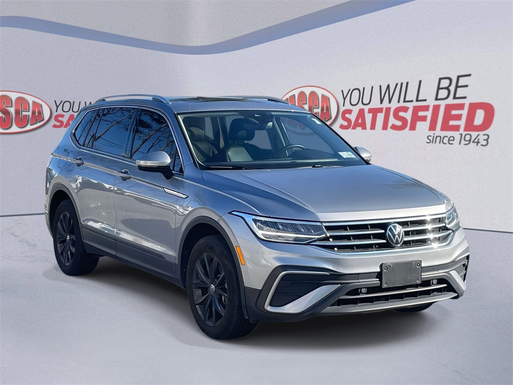 2024 Volkswagen Tiguan SE's photo