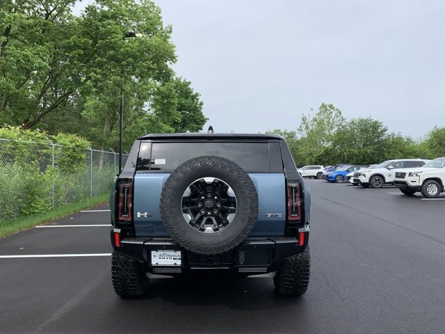 2024 Gmc Hummer EV photo 3
