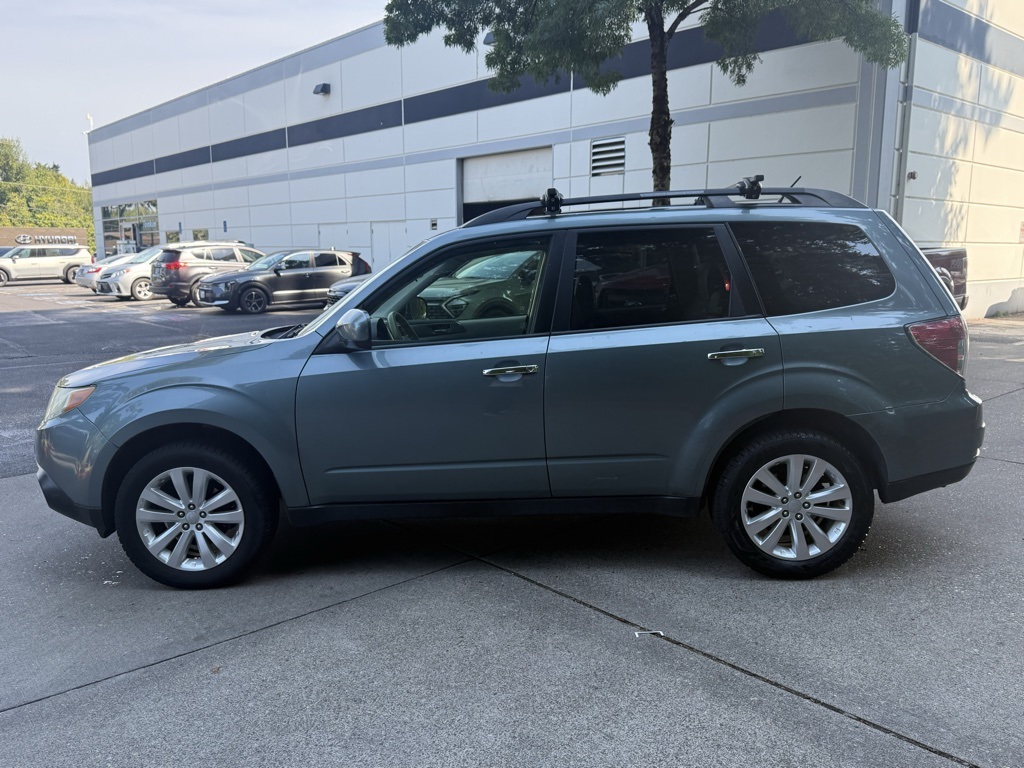2012 Subaru Forester 2.5X Premium photo 3