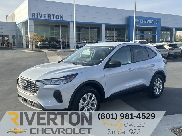 2025 Ford Escape Active's photo