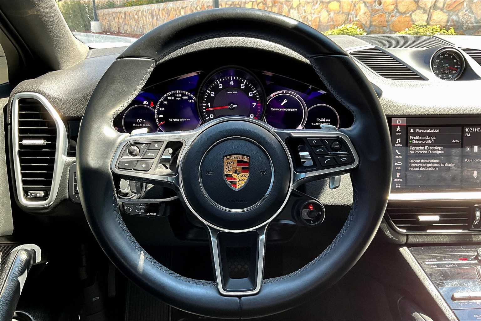 2021 Porsche Cayenne Coupe photo 15
