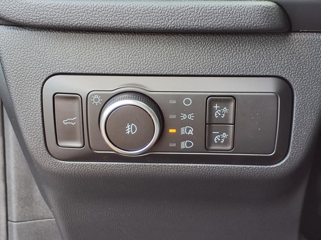 2025 Ford Escape ST-Line Select photo 16