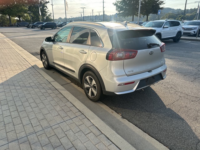 2017 Kia Niro EX photo 4