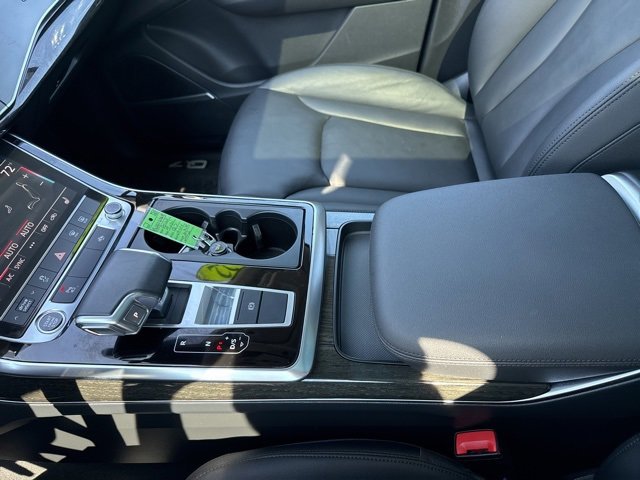 2022 Audi Q7 Premium Plus photo 23