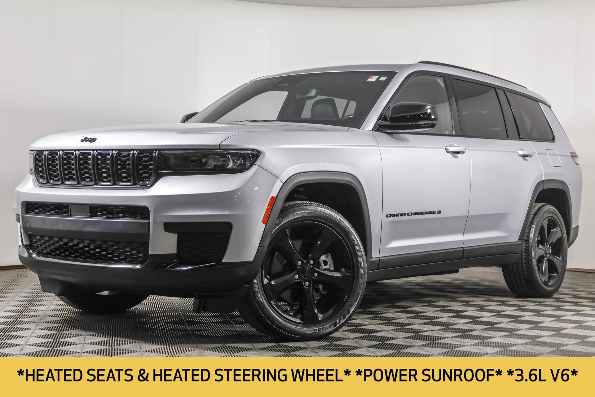 2021 Jeep Grand Cherokee Altitude photo 2