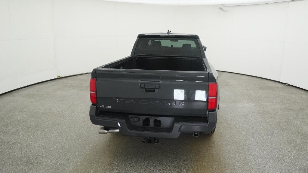 2025 Toyota Tacoma SR5 4x4 Double Cab photo 18