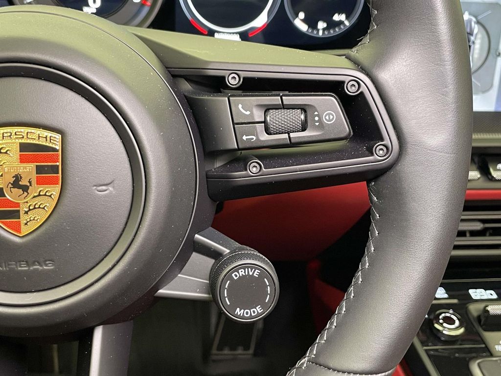 2023 Porsche 911 Targa 4 GTS photo 35