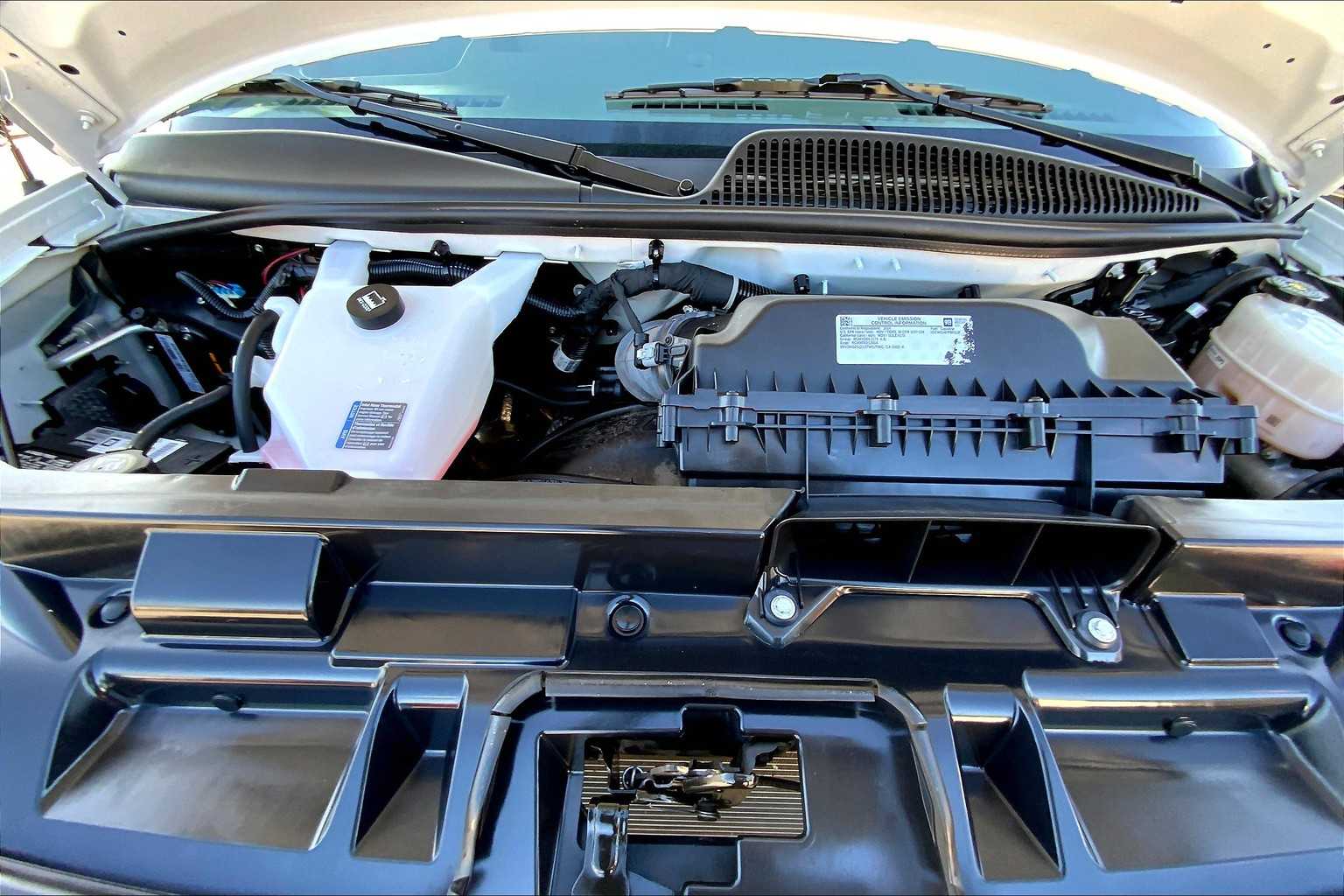 2024 Chevrolet Express Cargo Van photo 26