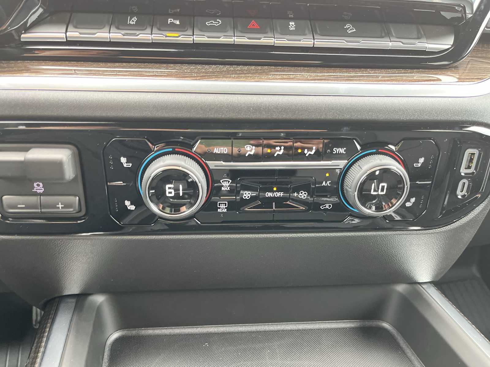 2025 Chevrolet Silverado 2500HD LT photo 19