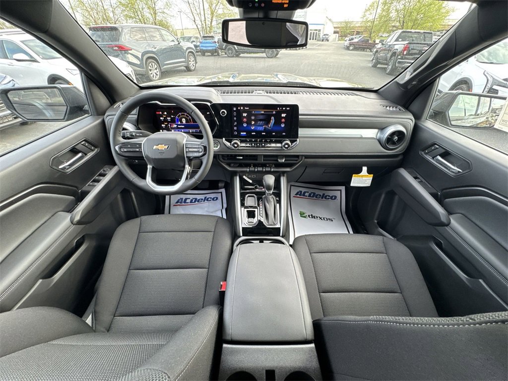 2025 Chevrolet Colorado Work Truck LT photo 21