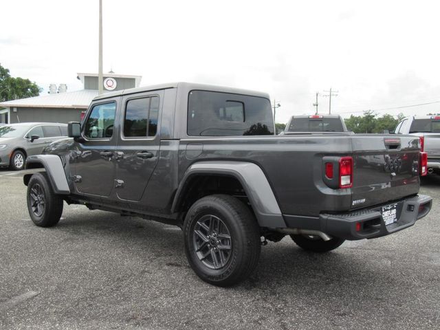 2025 Jeep Gladiator Sport S photo 4