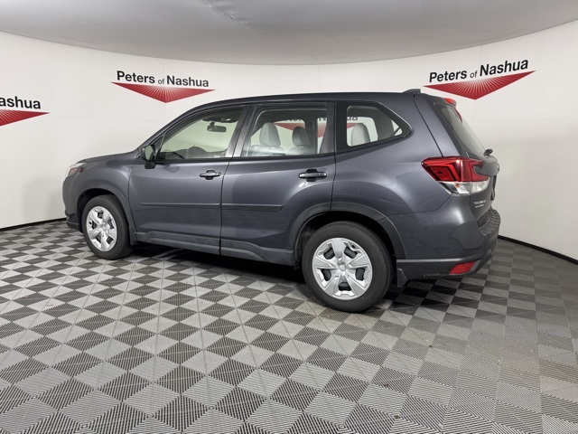 2023 Subaru Forester Base photo 2