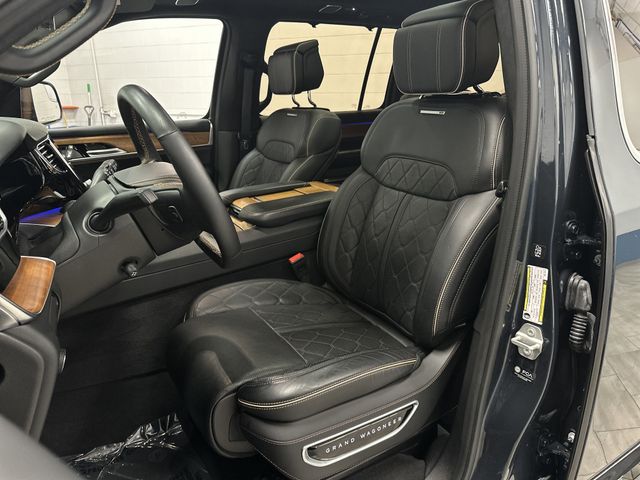 2024 Jeep Grand Wagoneer III photo 4