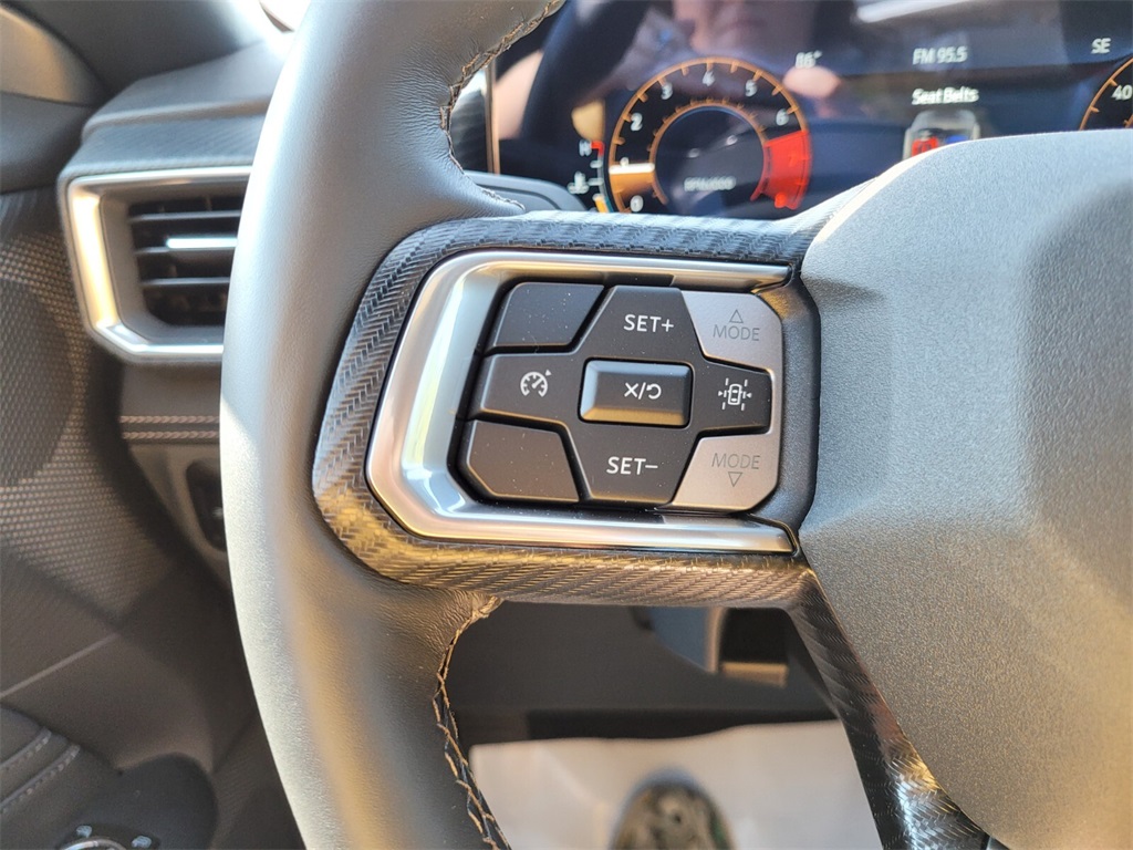 2025 Ford Mustang EcoBoost Premium photo 19