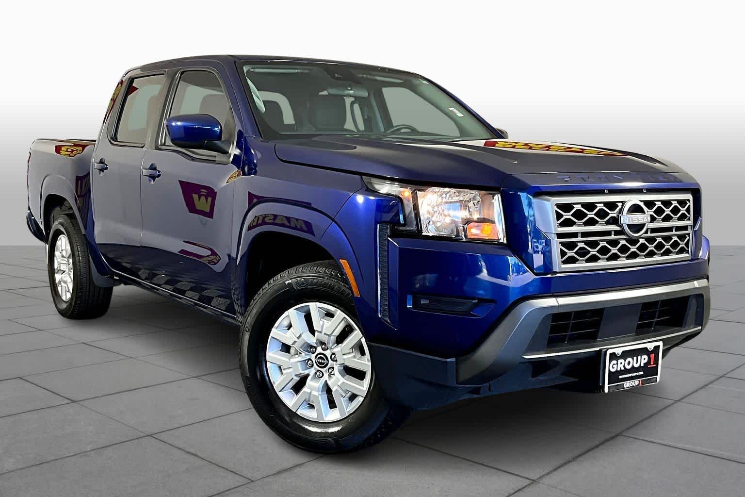 2022 Nissan Frontier SV photo 2
