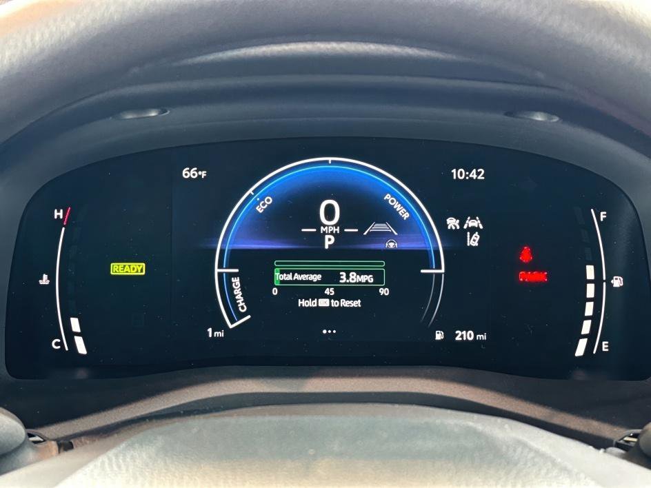 2025 Toyota Camry LE photo 12
