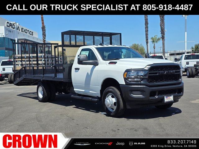 2024 Ram 3500 Tradesman photo 2