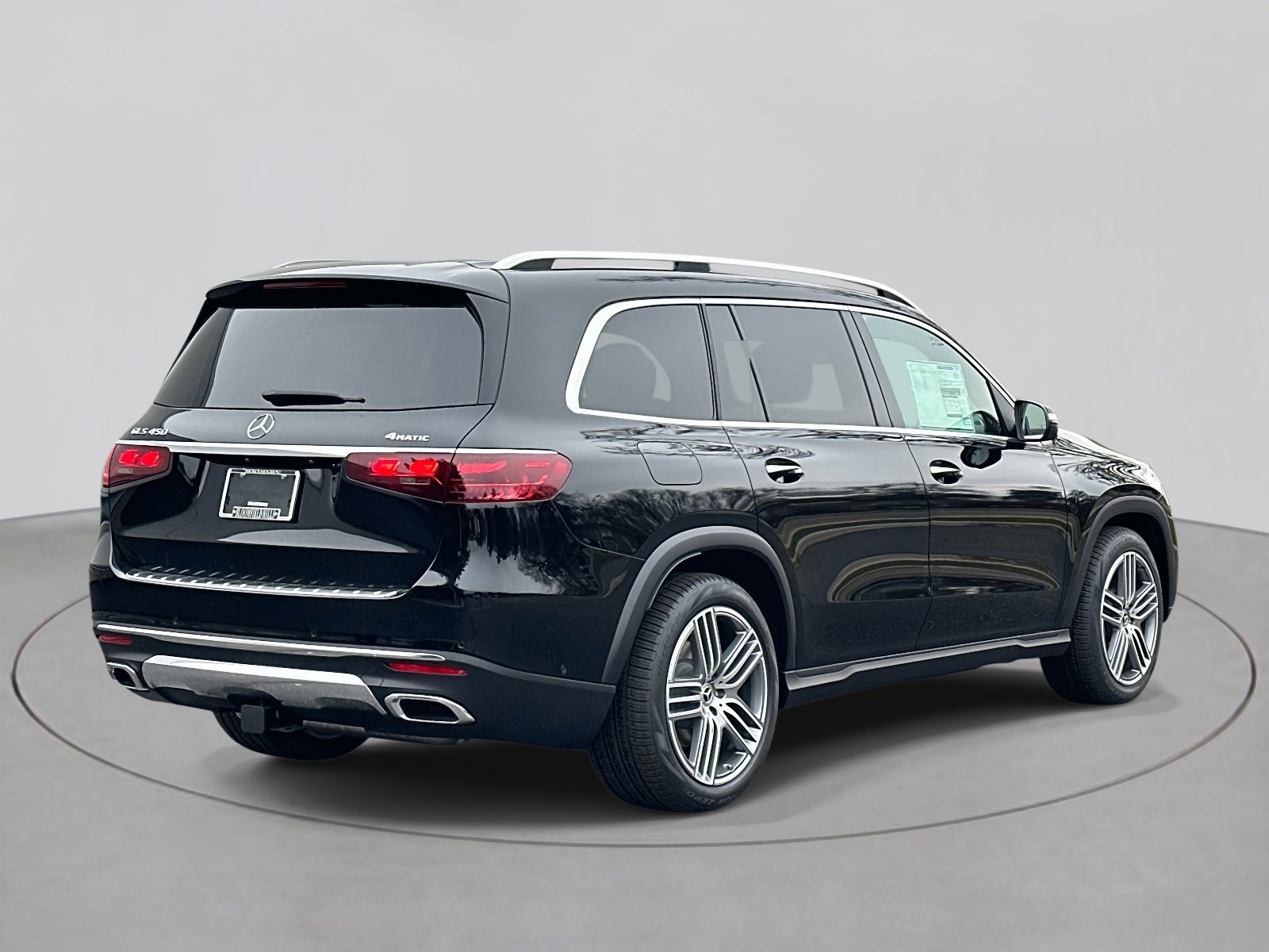 2025 Mercedes Benz GLS 450 4MATIC photo 4