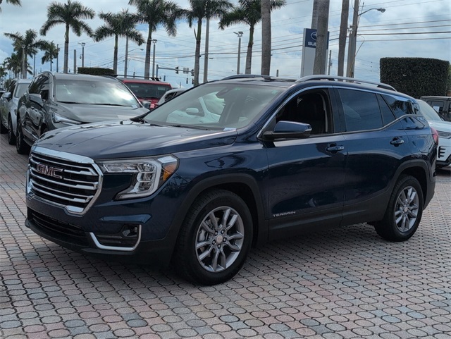 2022 Gmc Terrain SLT photo 3