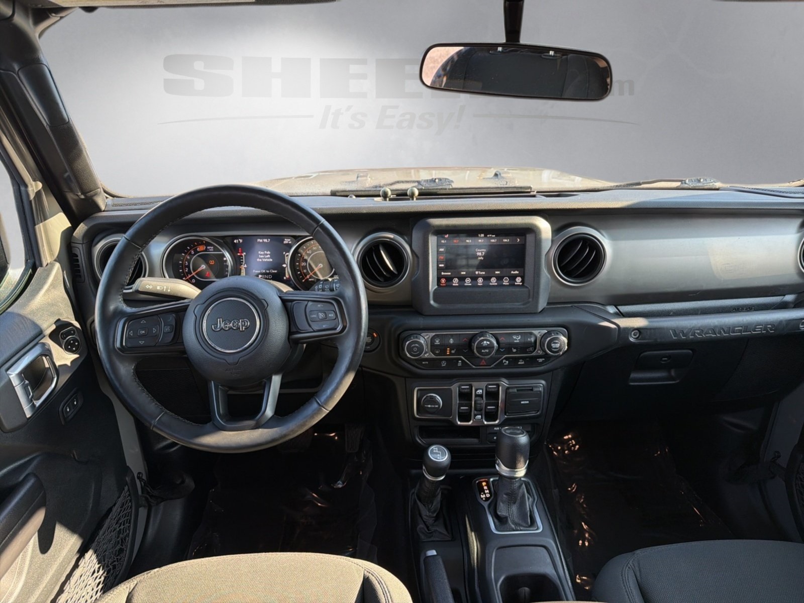 2021 Jeep Wrangler Unlimited Willys photo 3