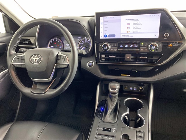 2023 Toyota Highlander XLE photo 13