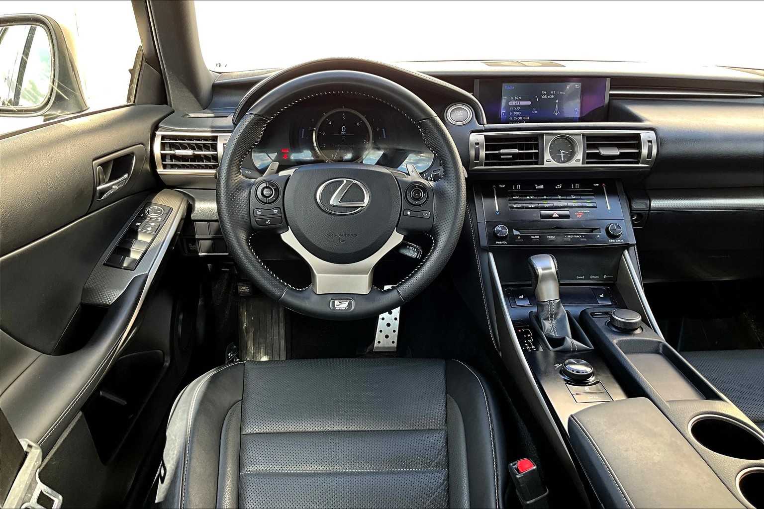 2014 Lexus IS 250 photo 5