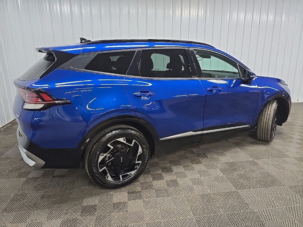 2023 Kia Sportage photo 3