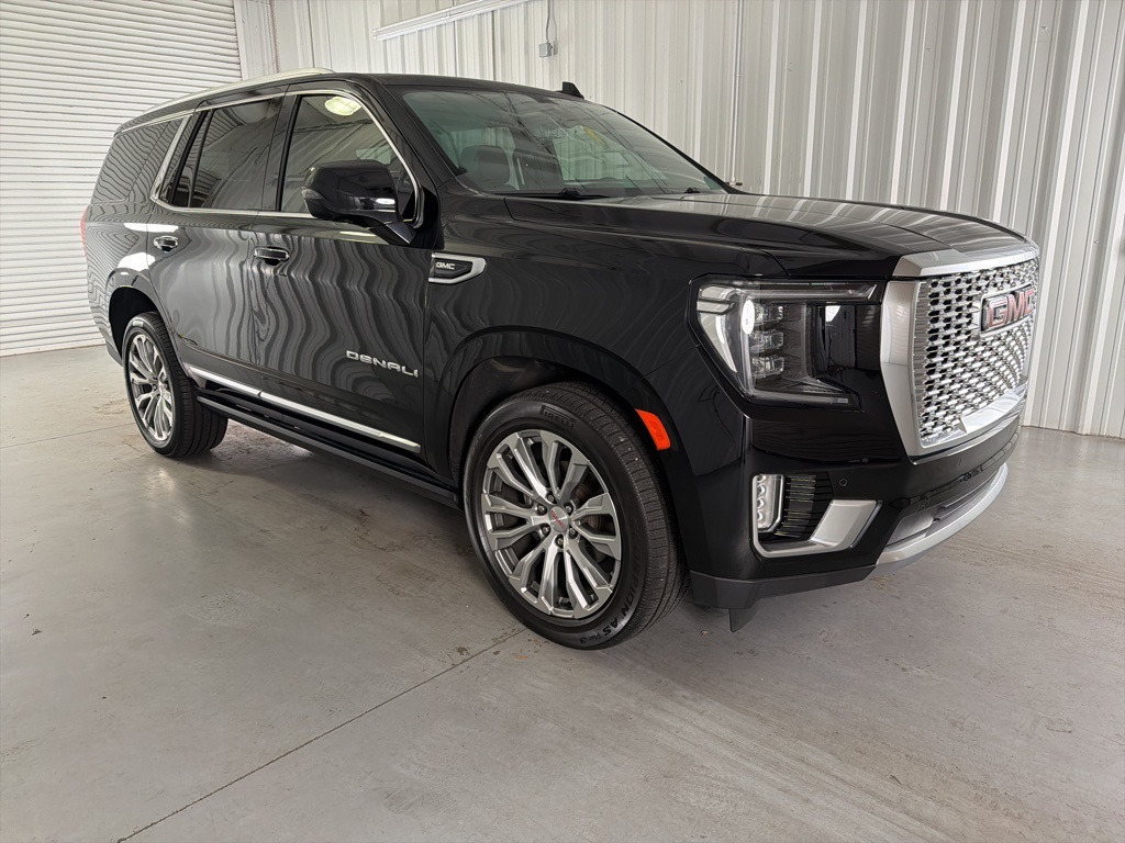 2021 GMC Yukon Denali's photo