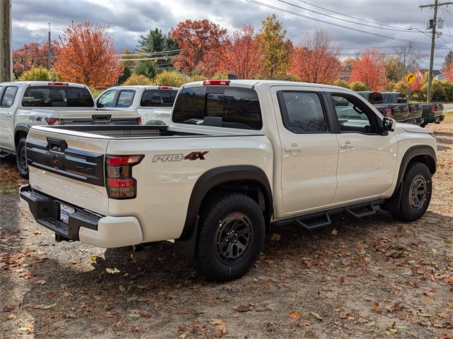 2026 Nissan Frontier Crew Cab PRO-4X photo 3