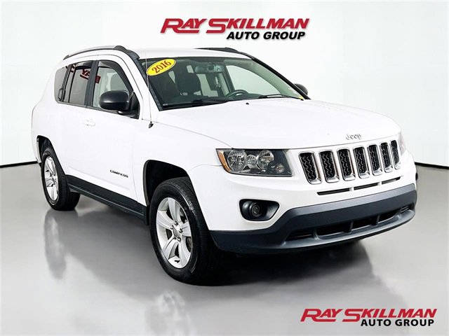 2016 Jeep Compass Sport's photo