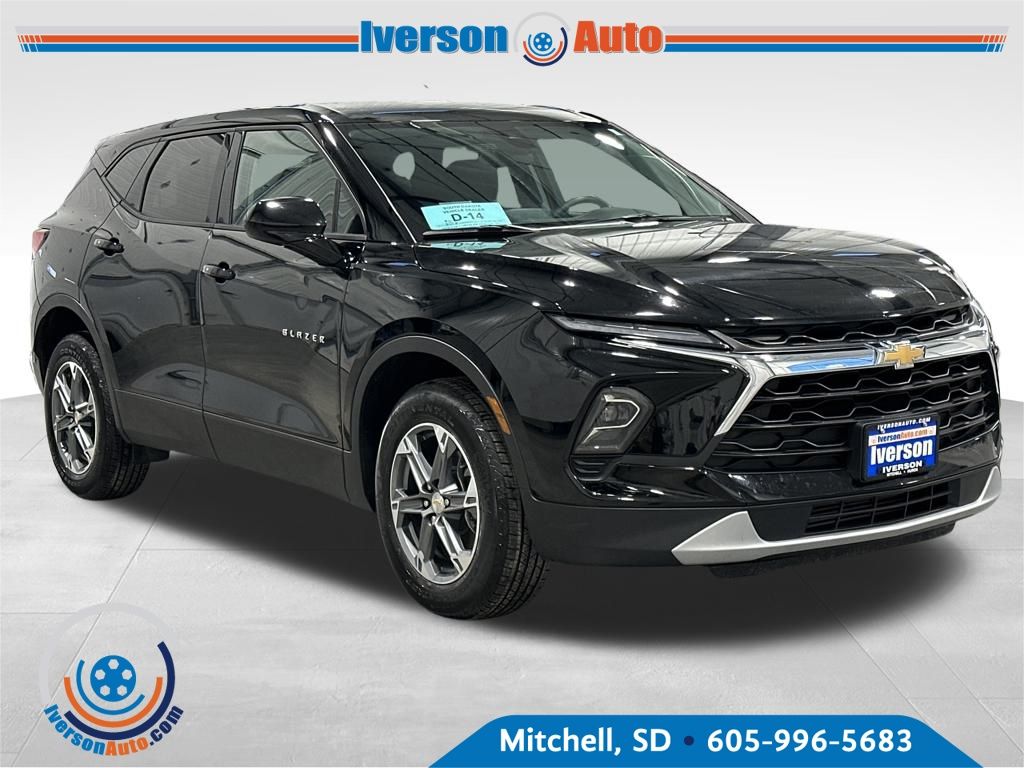 2025 Chevrolet Blazer 2LT's photo