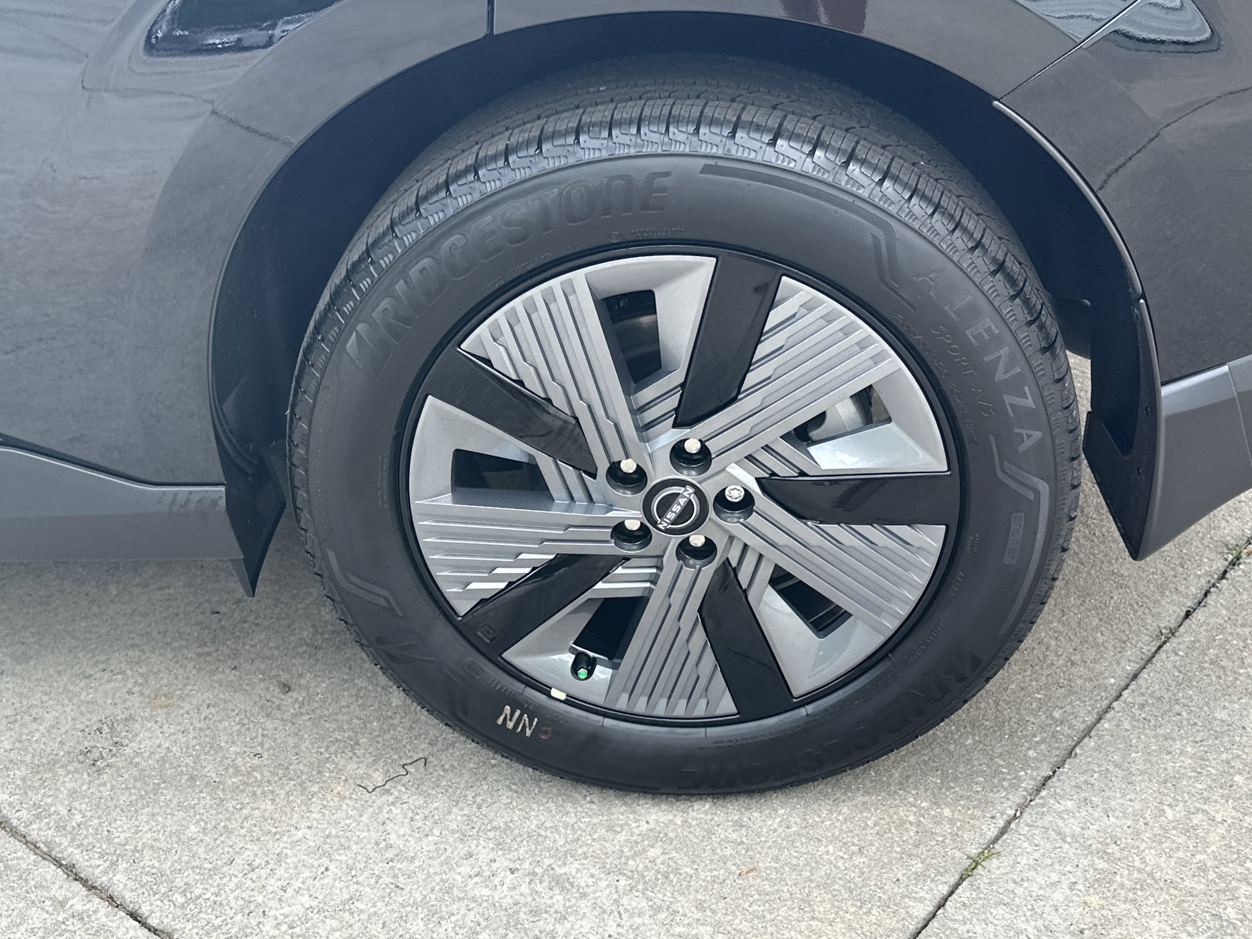 2025 Nissan Murano SL photo 11