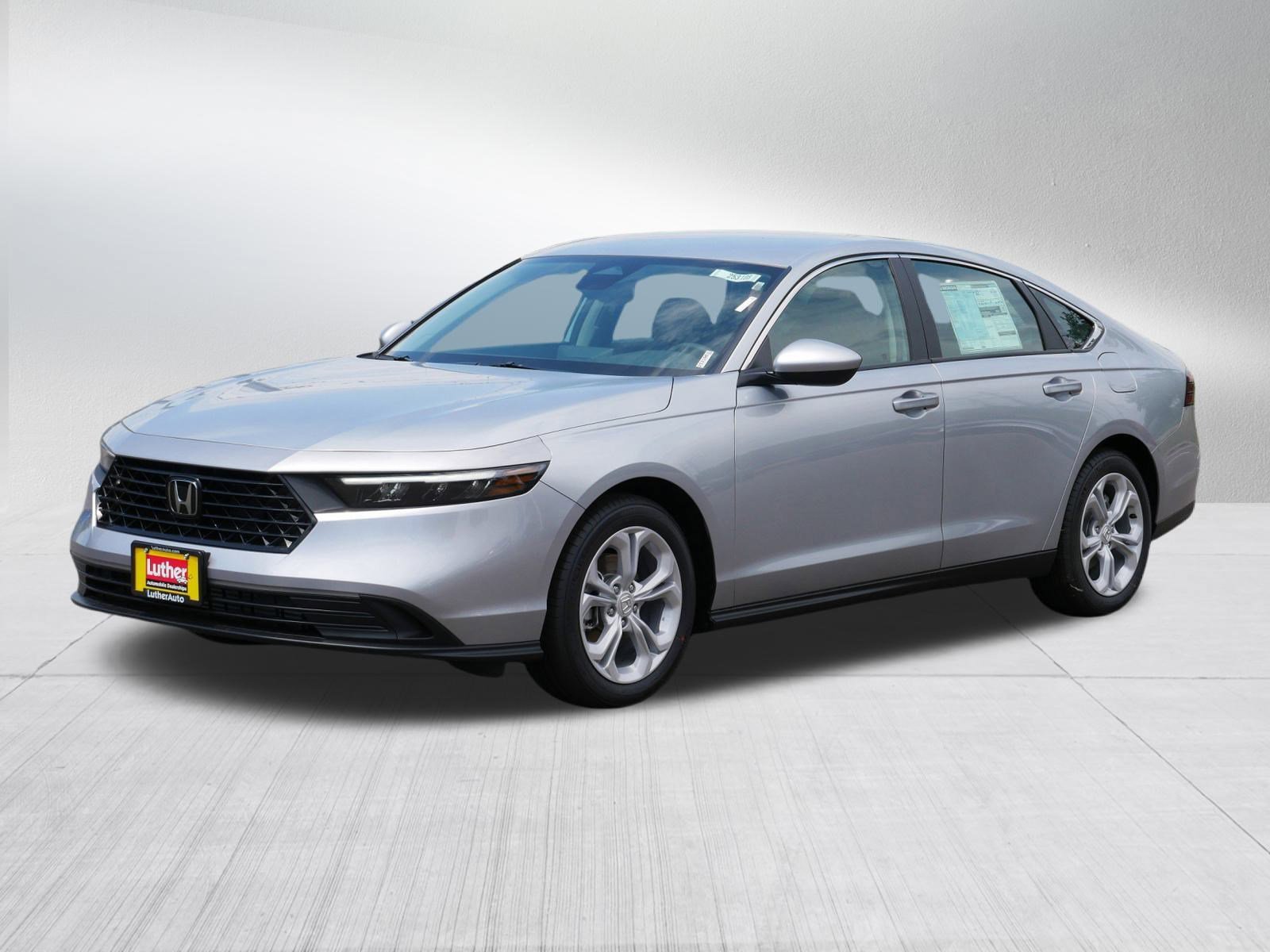2025 Honda Accord LX photo 3