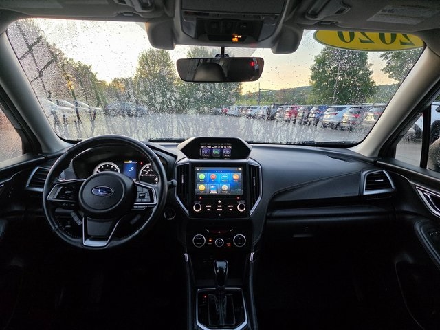 2020 Subaru Forester Touring photo 15